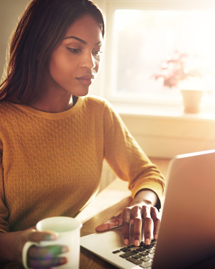 CPR - webpage image - woman at computer