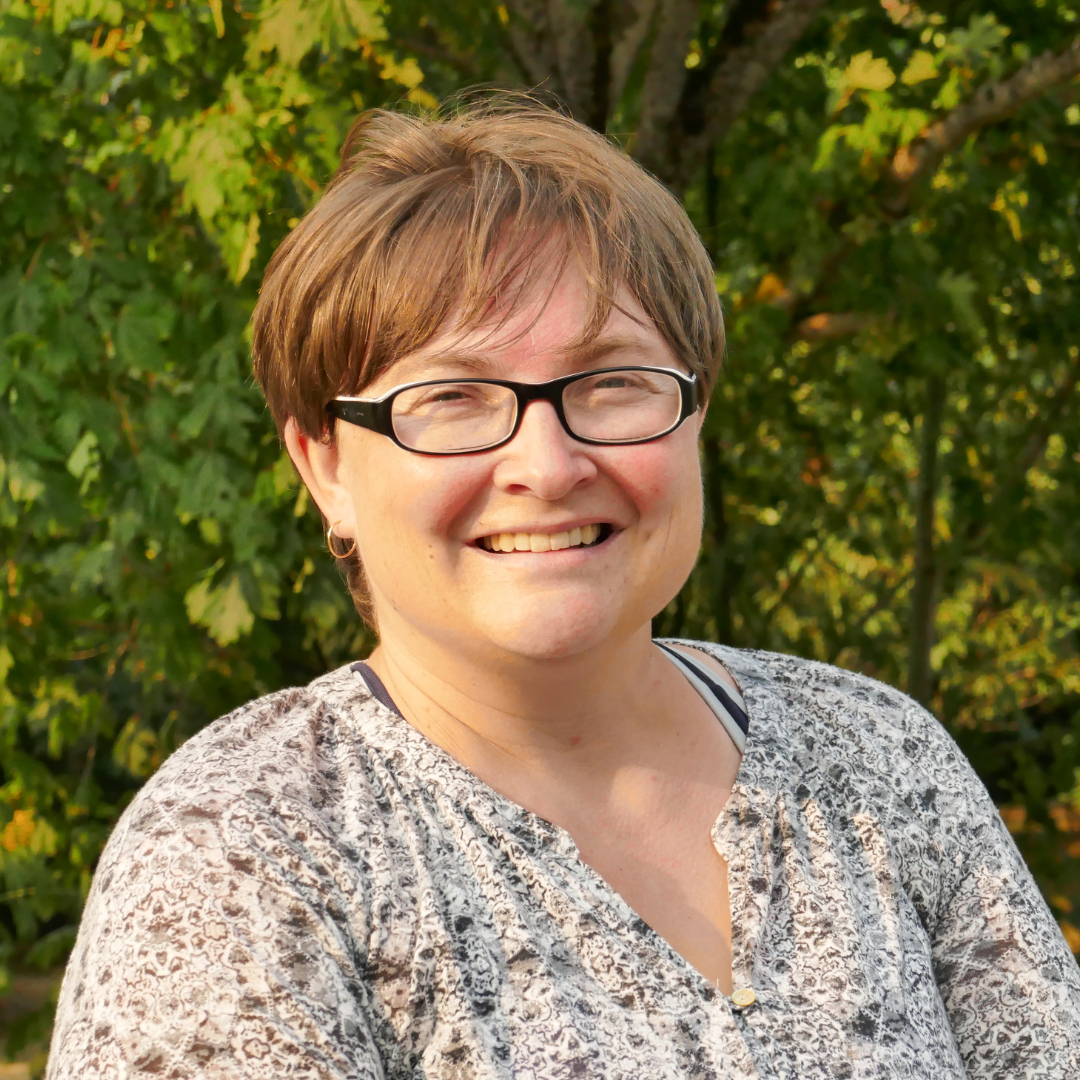 Taryn Silver - headshot